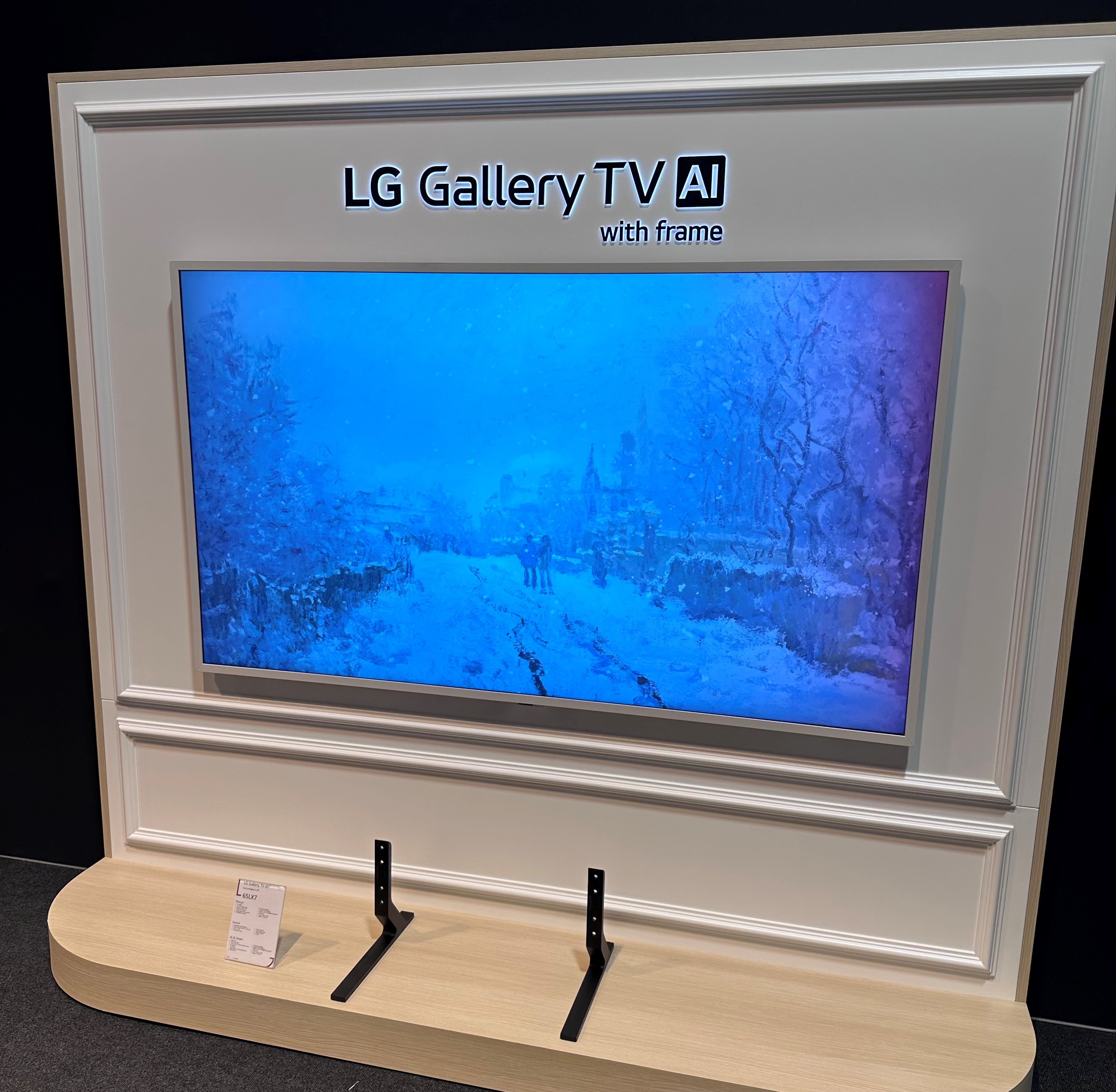 LG Gallery TV LX7
